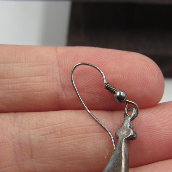 Vintage Rustic Long White Shell Dangle Earrings - Picture 2 of 5